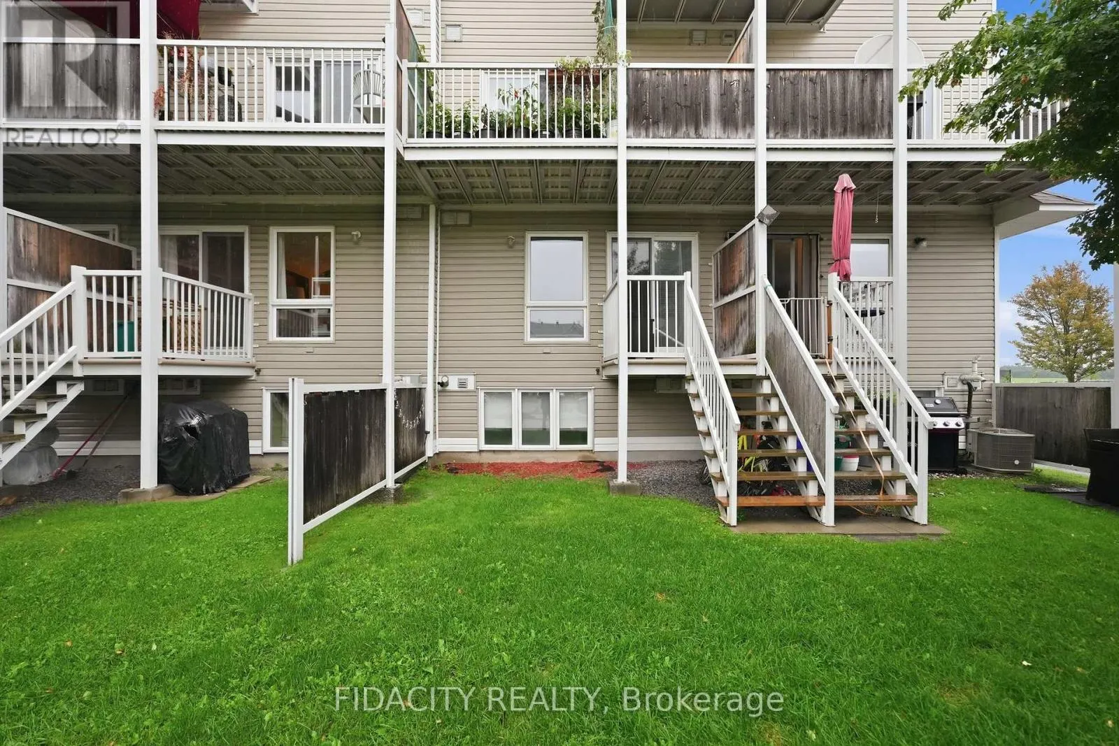 55 - 324 CROWNRIDGE DRIVE