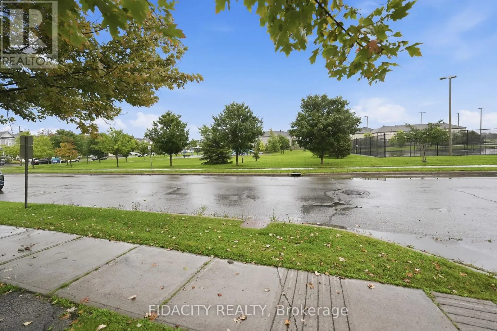 55 - 324 CROWNRIDGE DRIVE