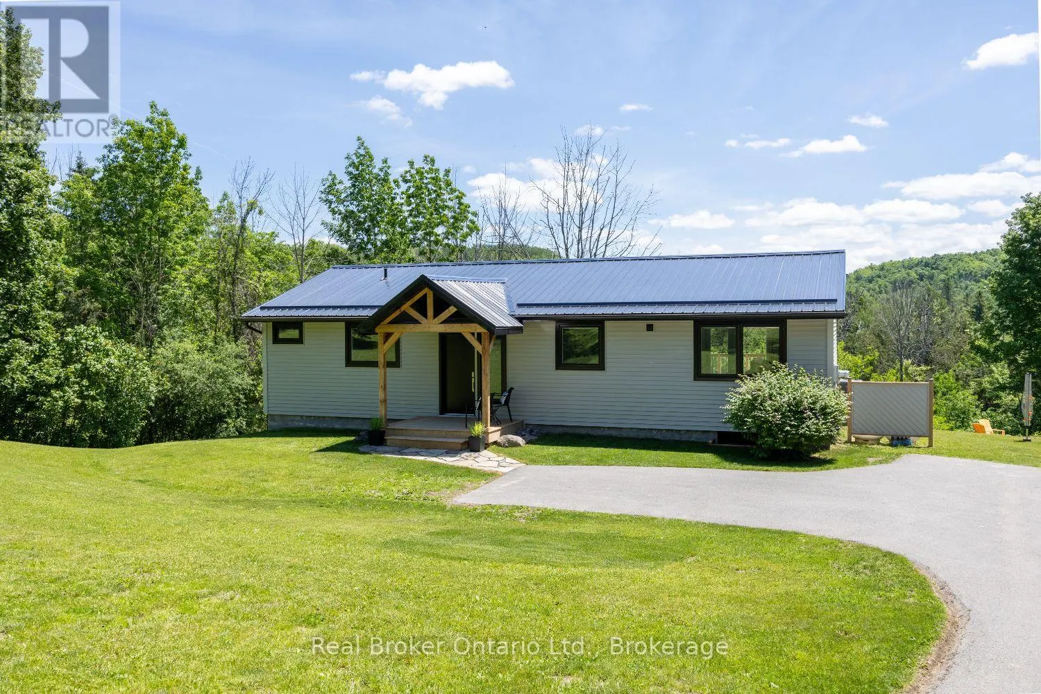250 SILVER HEIGHTS DRIVE