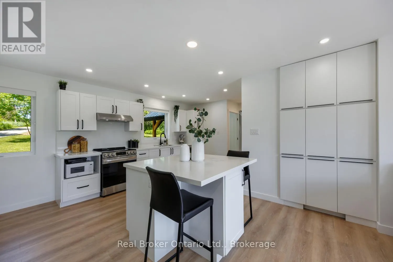 250 SILVER HEIGHTS DRIVE