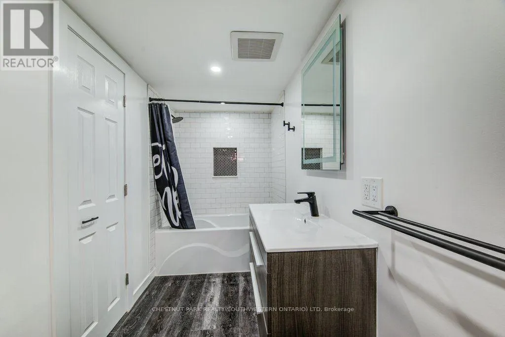 88 WOODHAVEN DRIVE