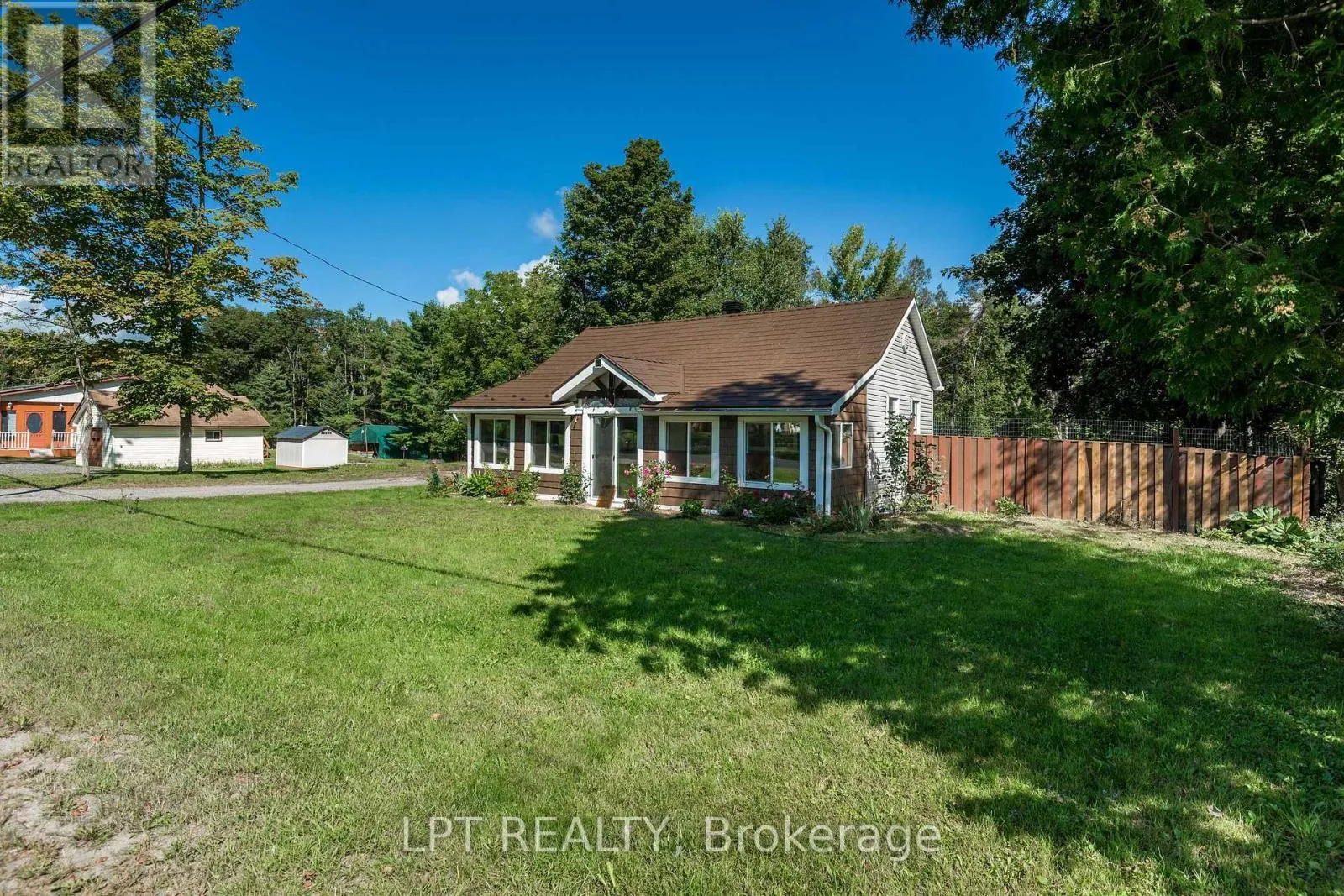 1430 MUSKOKA ROAD N