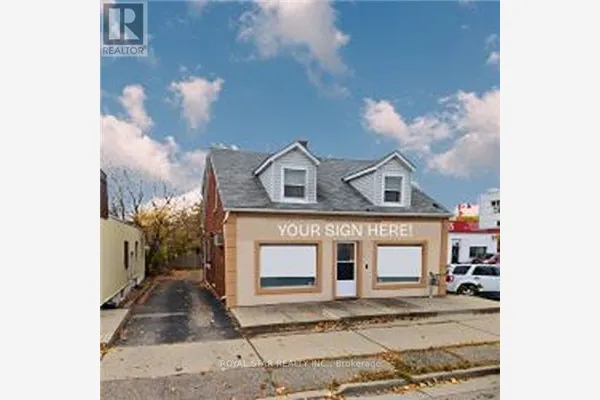 2139 KINGSWAY DRIVE