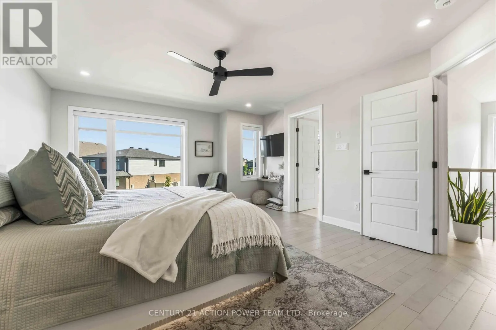 644 MOONFLOWER CRESCENT