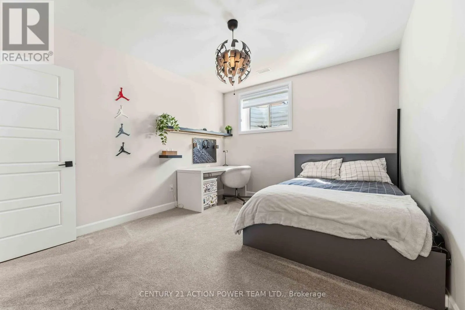 644 MOONFLOWER CRESCENT