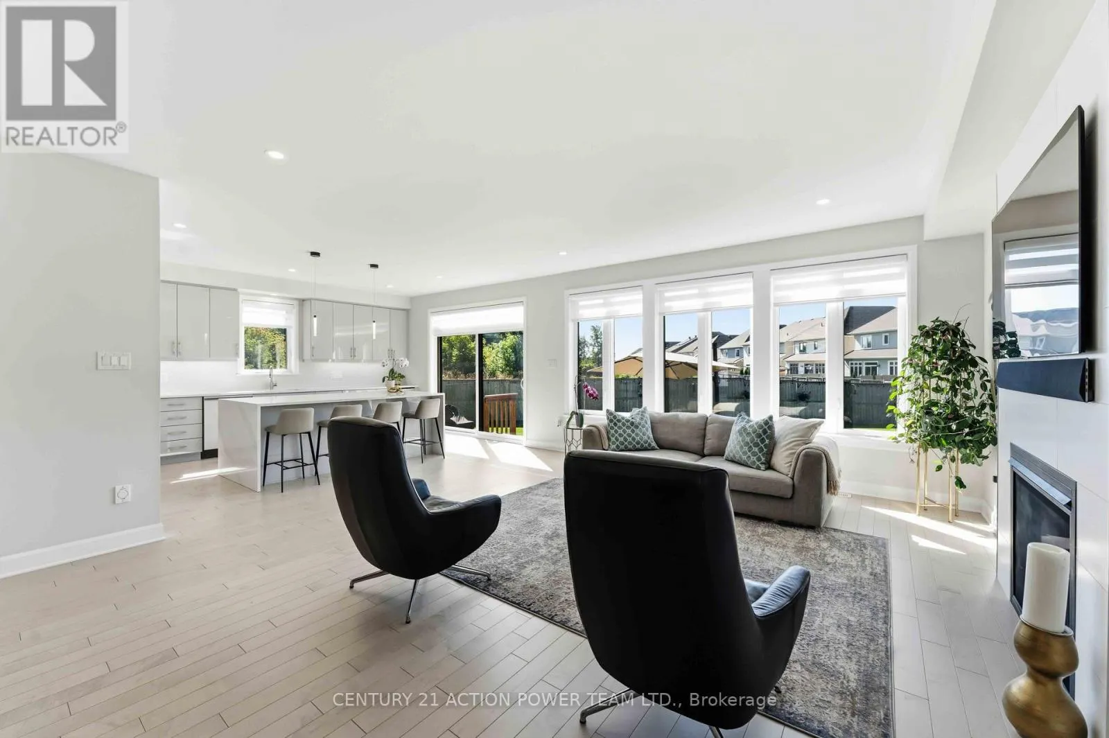 644 MOONFLOWER CRESCENT