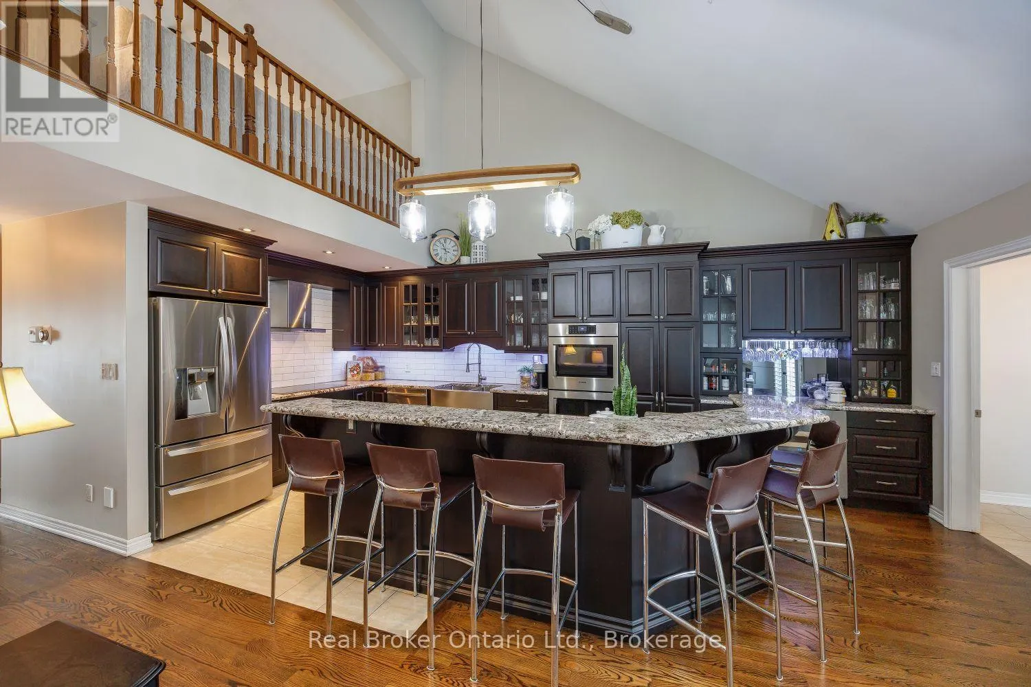 11 GREENAWAY CIRCLE