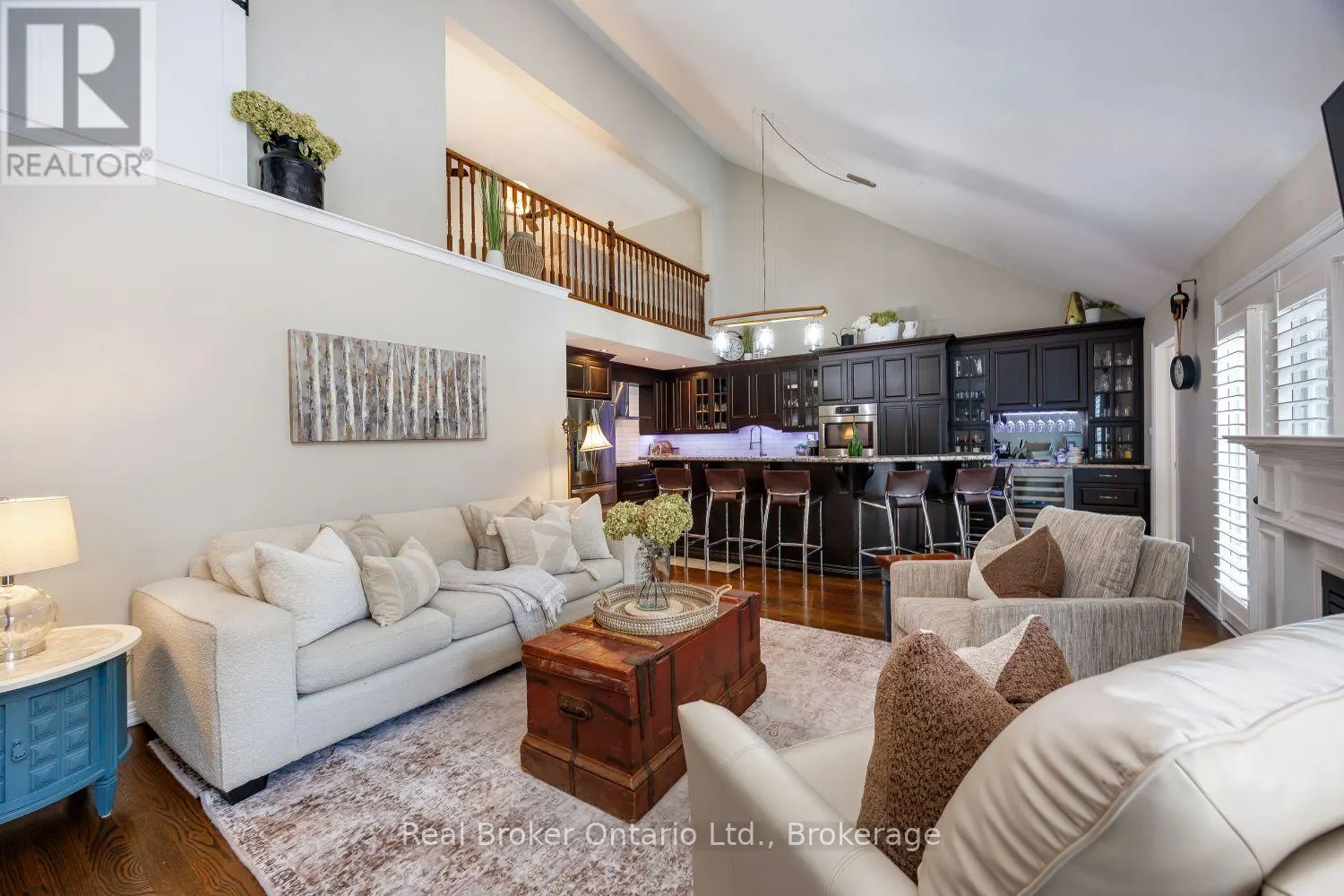 11 GREENAWAY CIRCLE