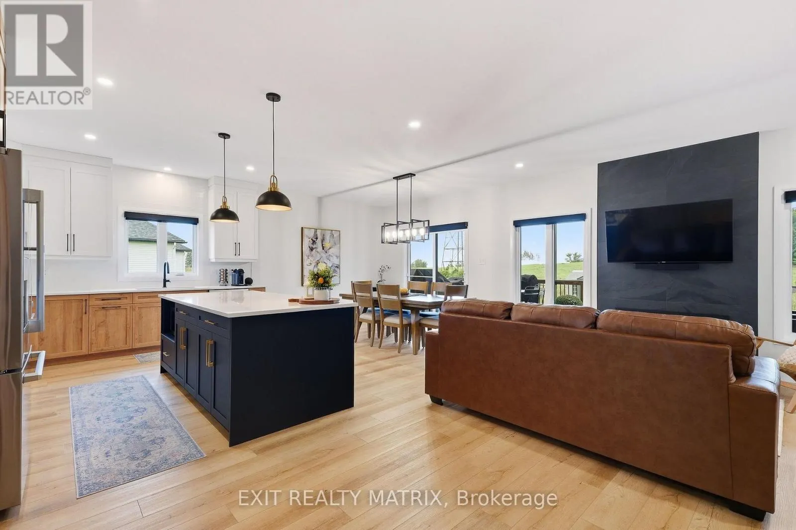 256 TRUDEAU CRESCENT