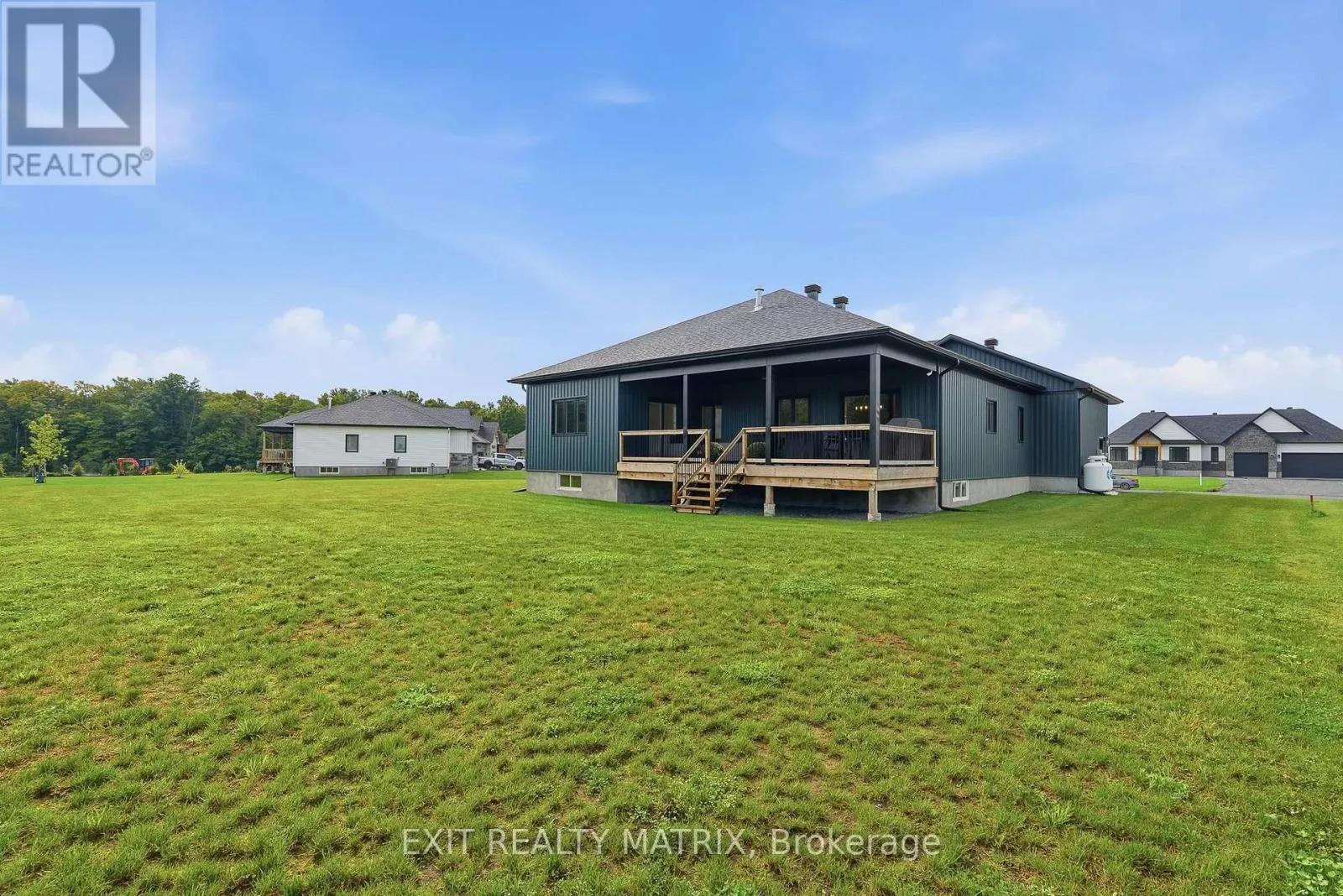256 TRUDEAU CRESCENT
