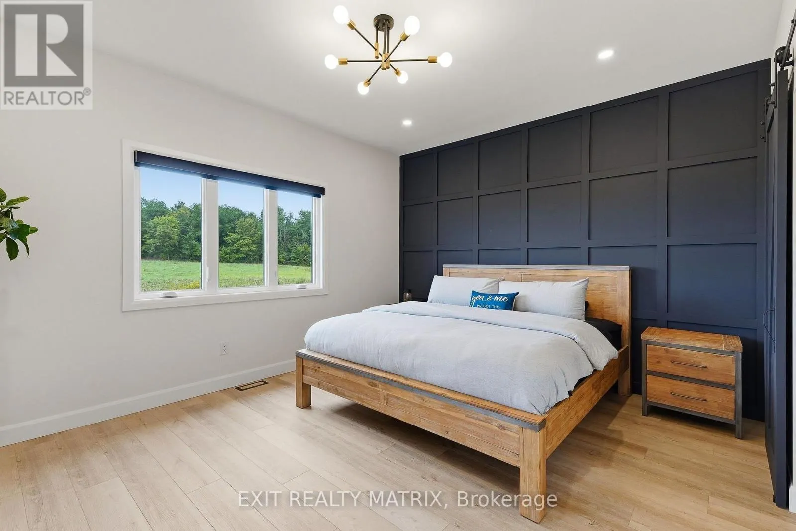 256 TRUDEAU CRESCENT
