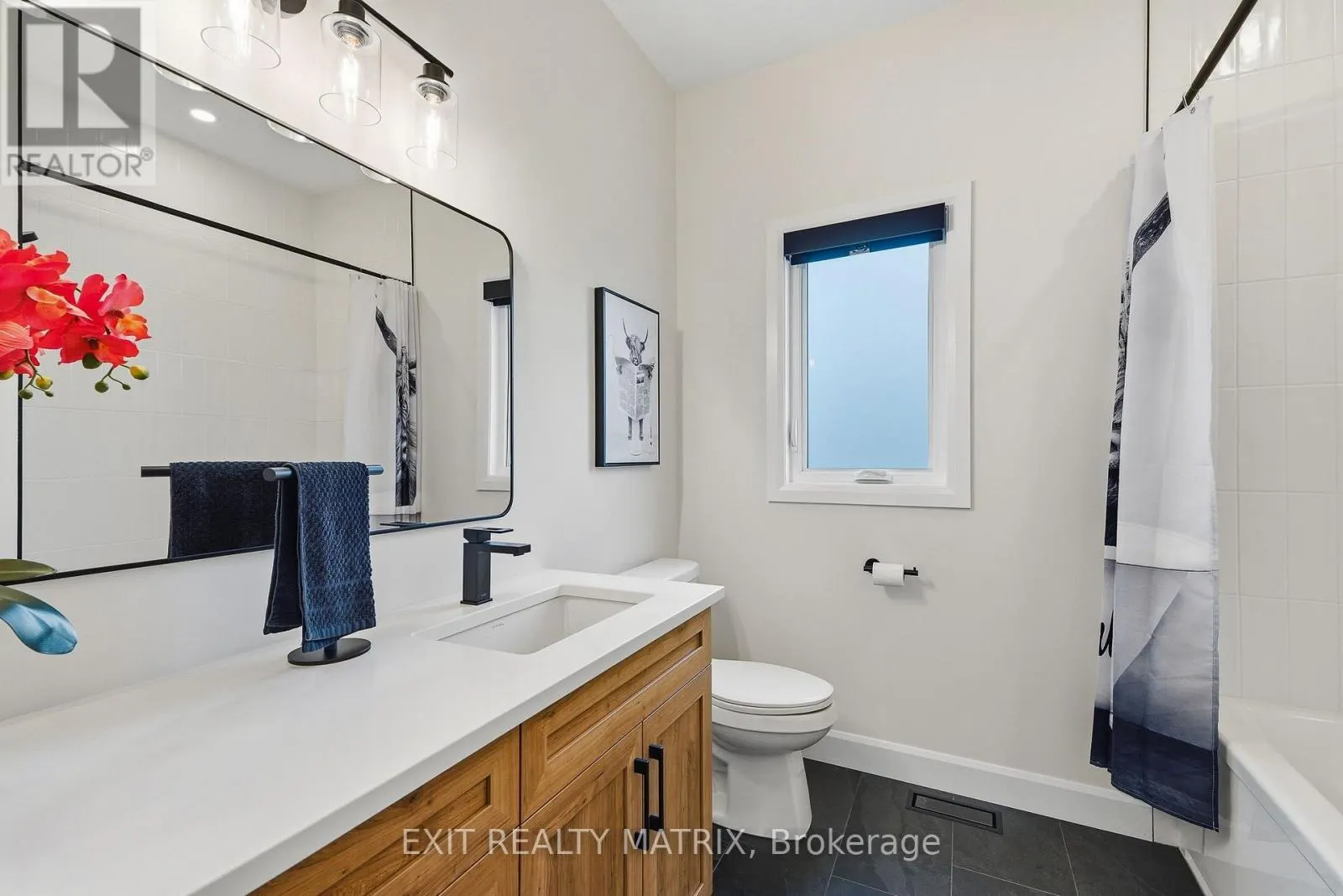 256 TRUDEAU CRESCENT