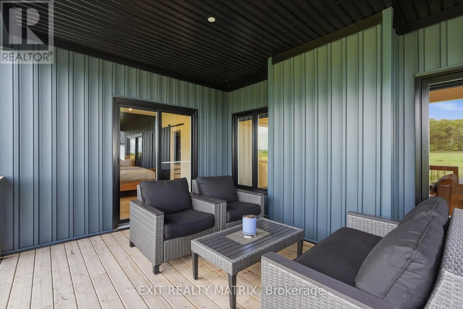 256 TRUDEAU CRESCENT