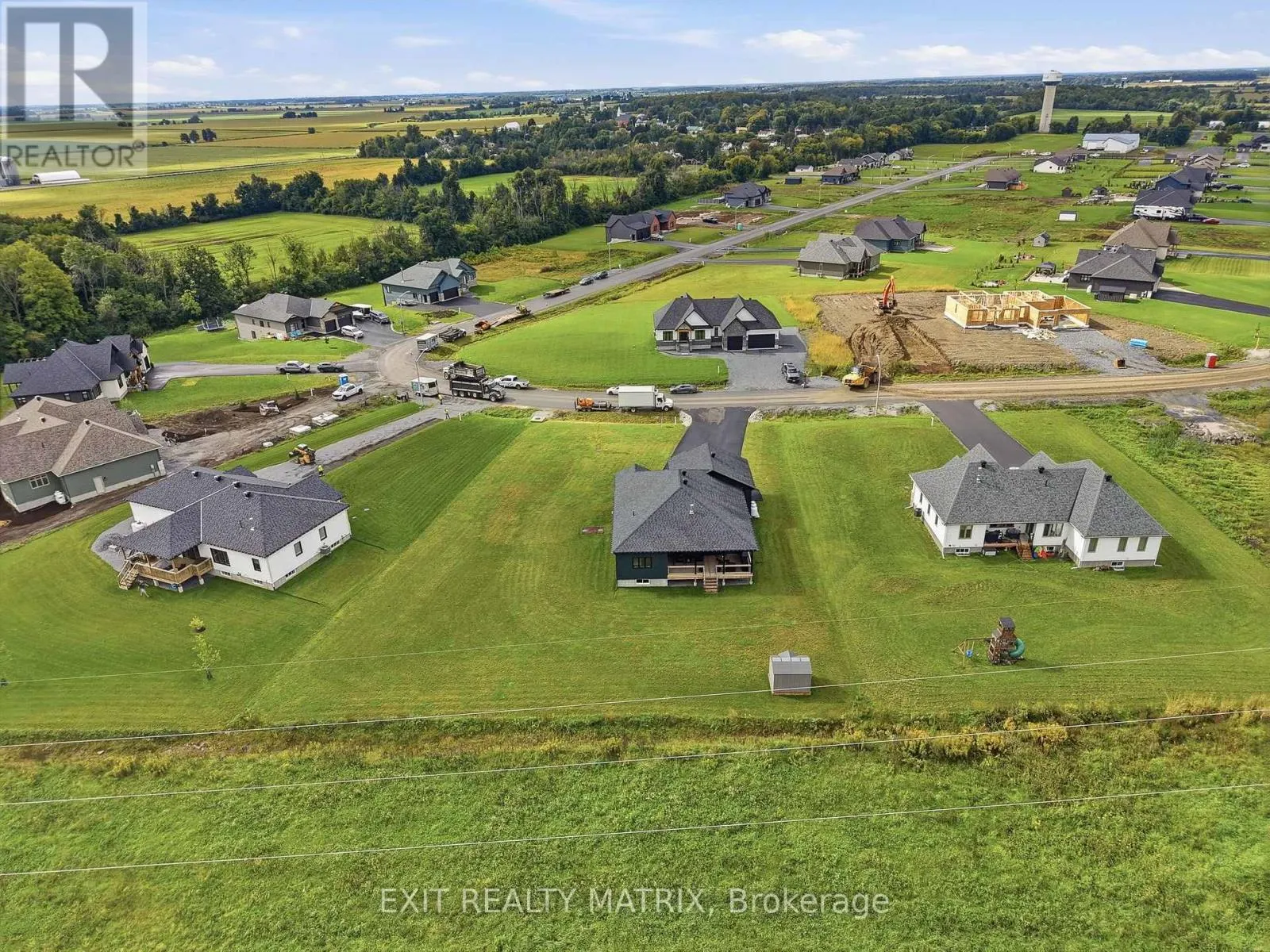 256 TRUDEAU CRESCENT
