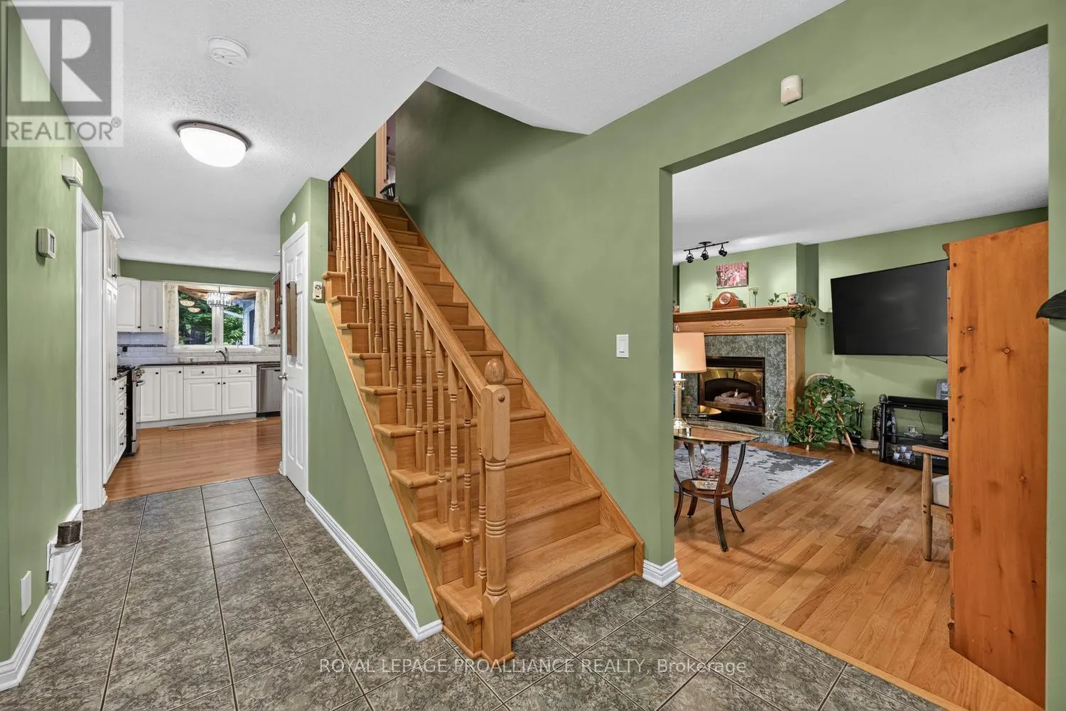 132 KINGSTON CRESCENT