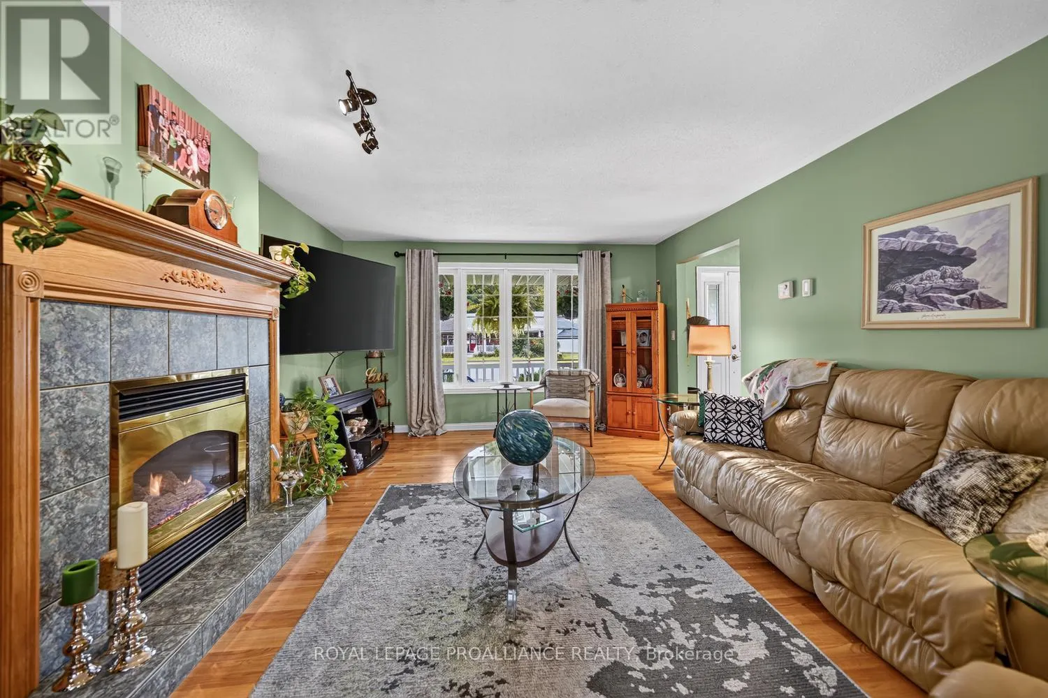 132 KINGSTON CRESCENT