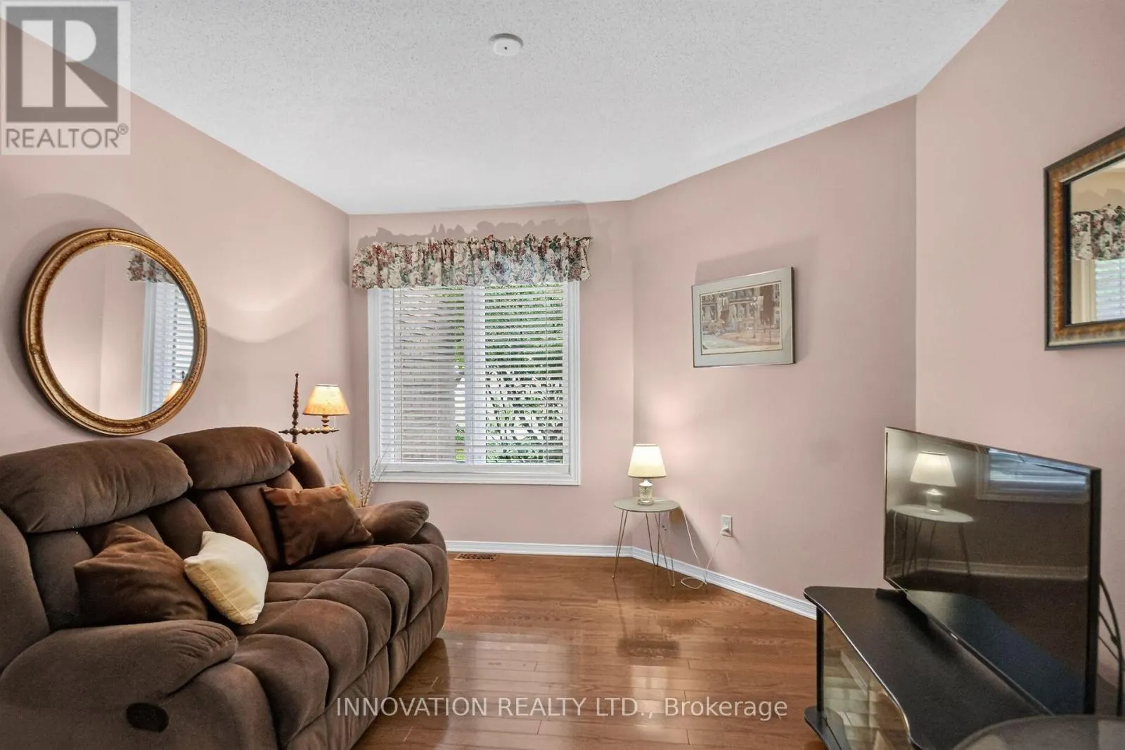 16 HEATHER GLEN COURT