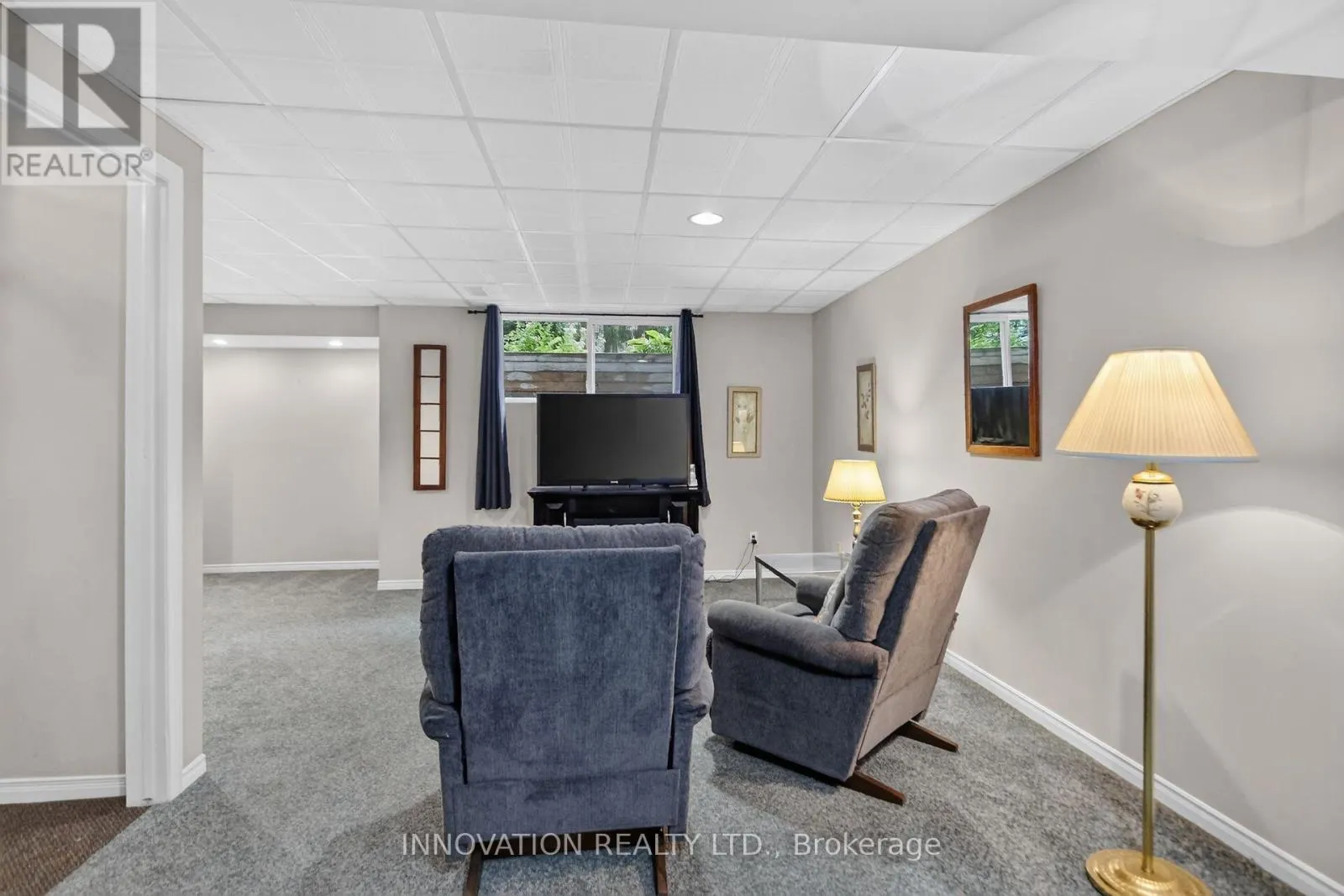 16 HEATHER GLEN COURT