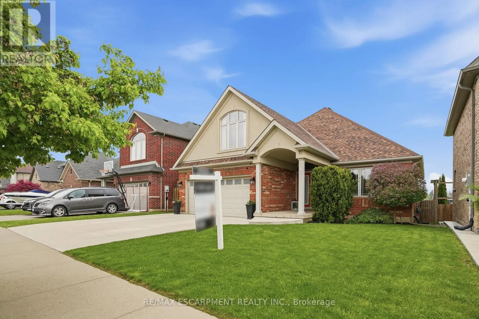 160 FESTIVAL WAY
