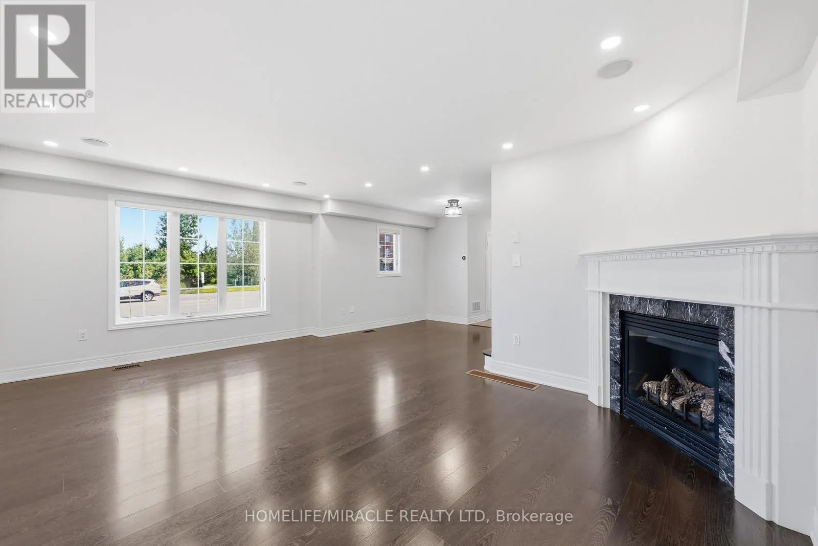 15 MCPHAIL PLACE