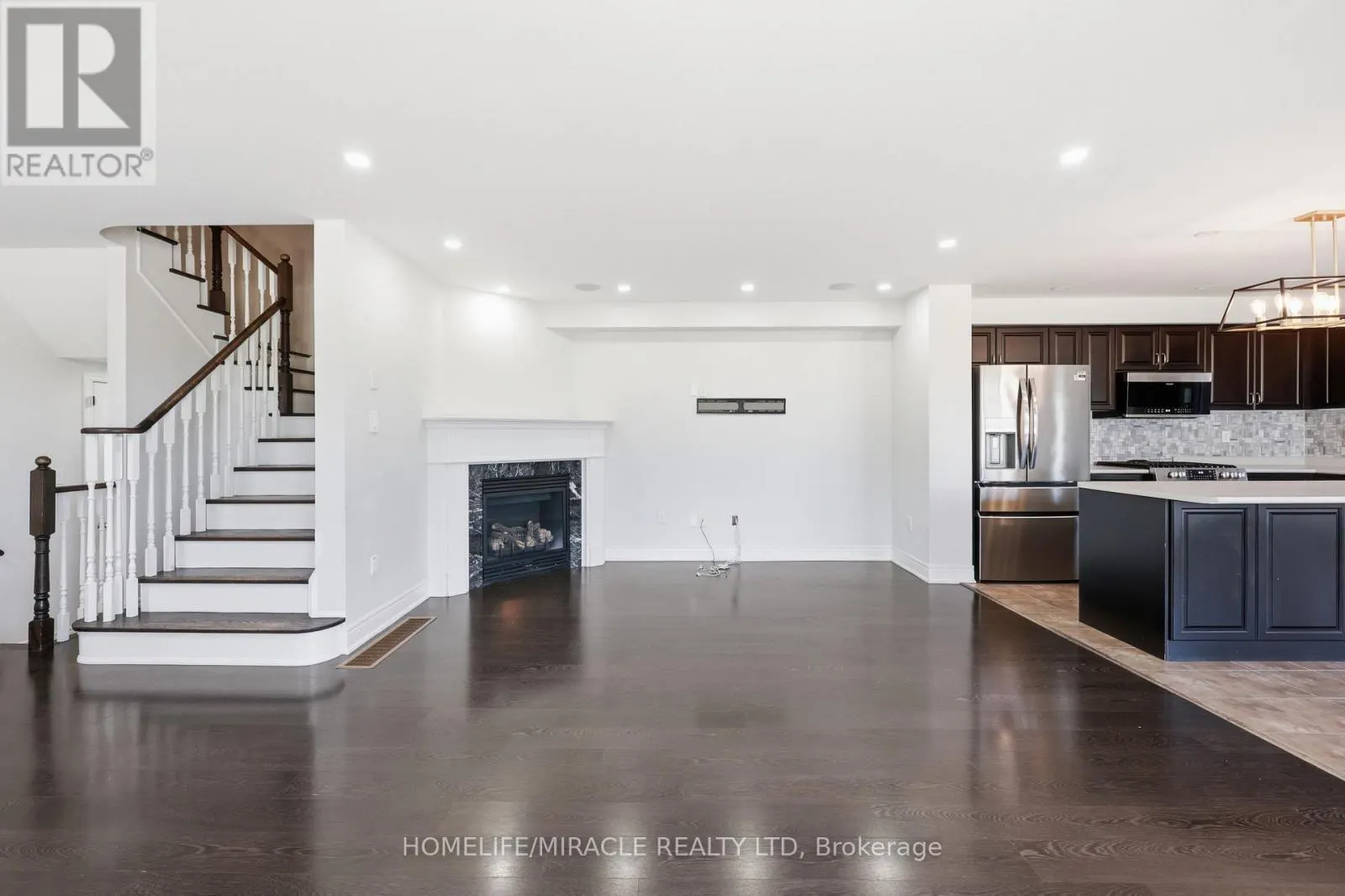 15 MCPHAIL PLACE