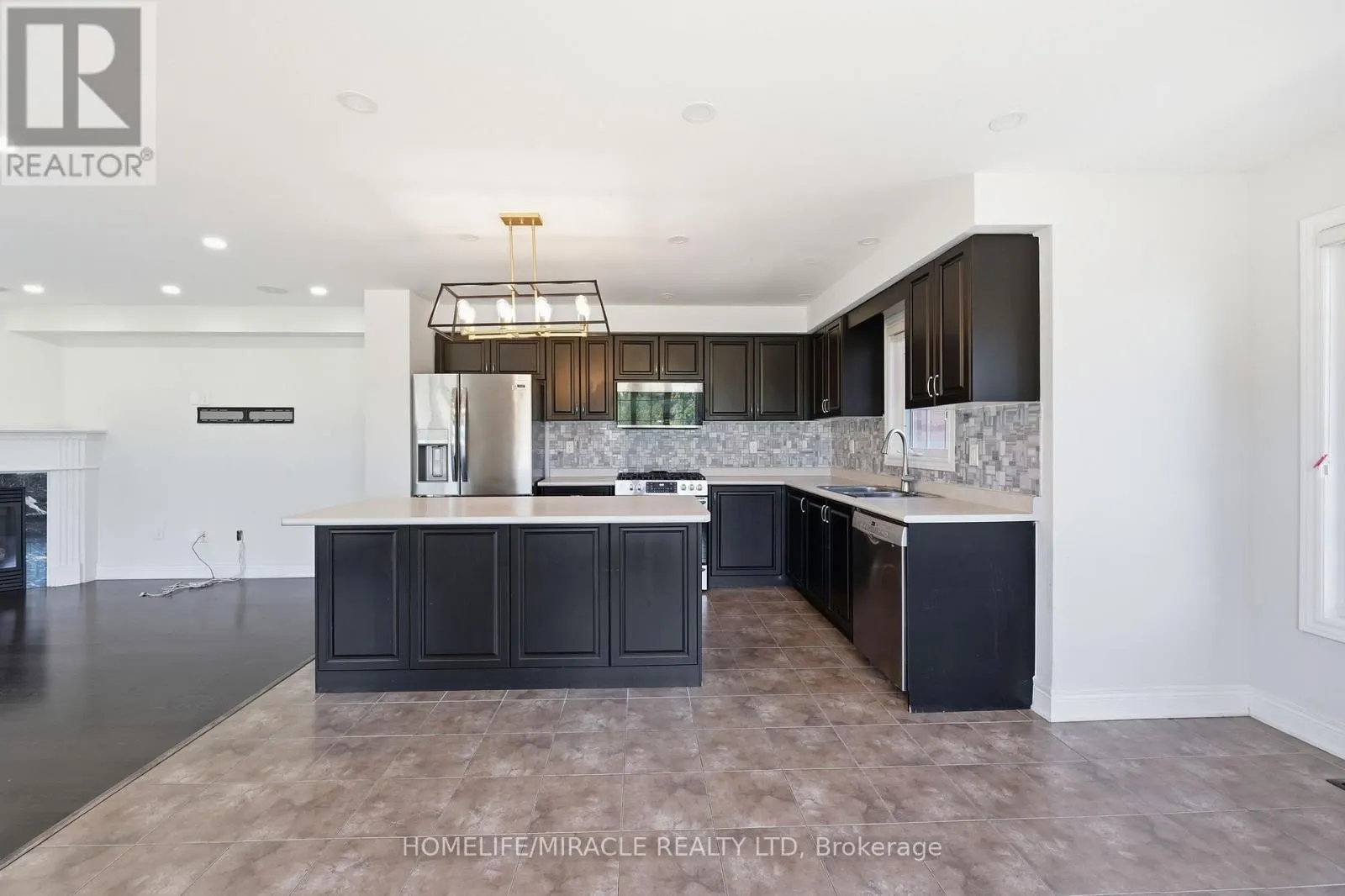 15 MCPHAIL PLACE