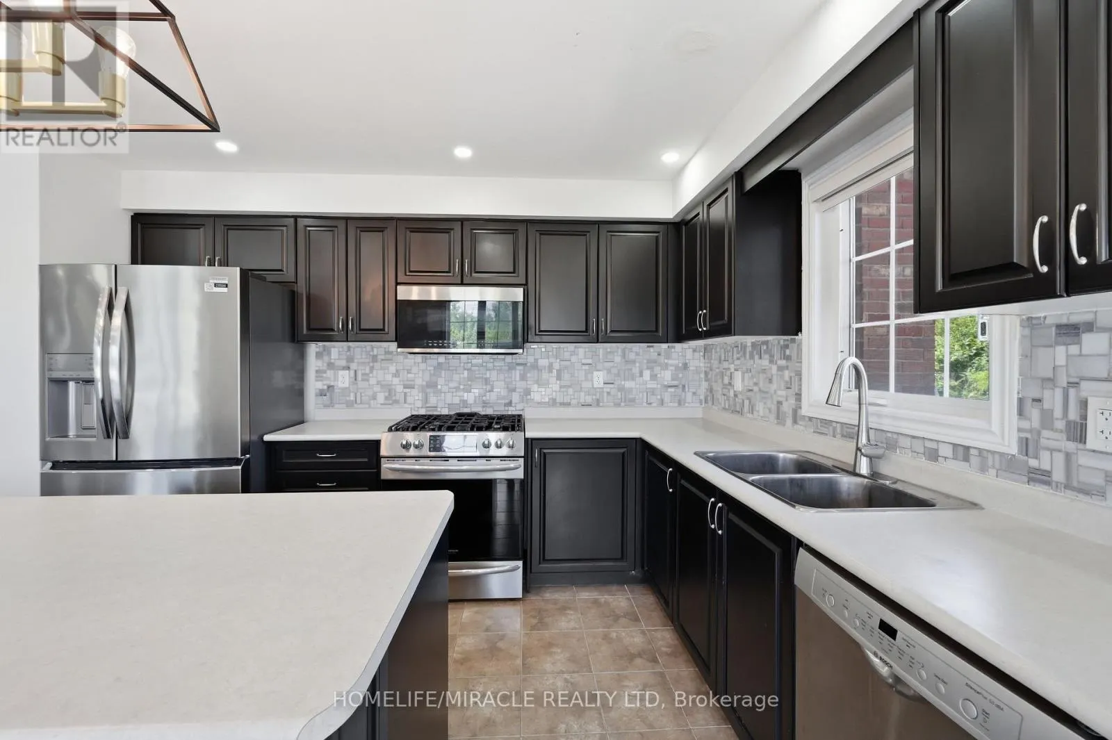 15 MCPHAIL PLACE