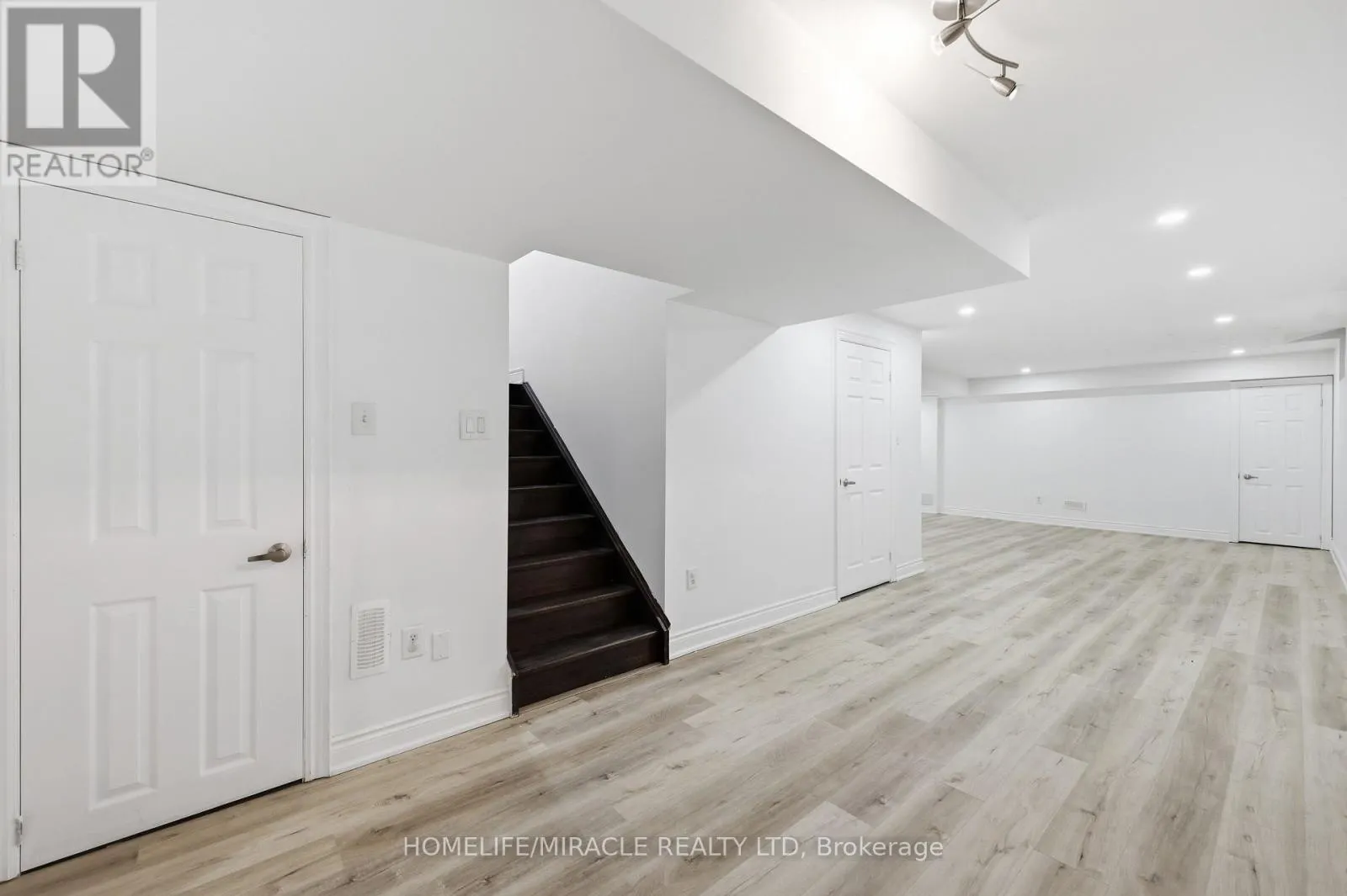 15 MCPHAIL PLACE