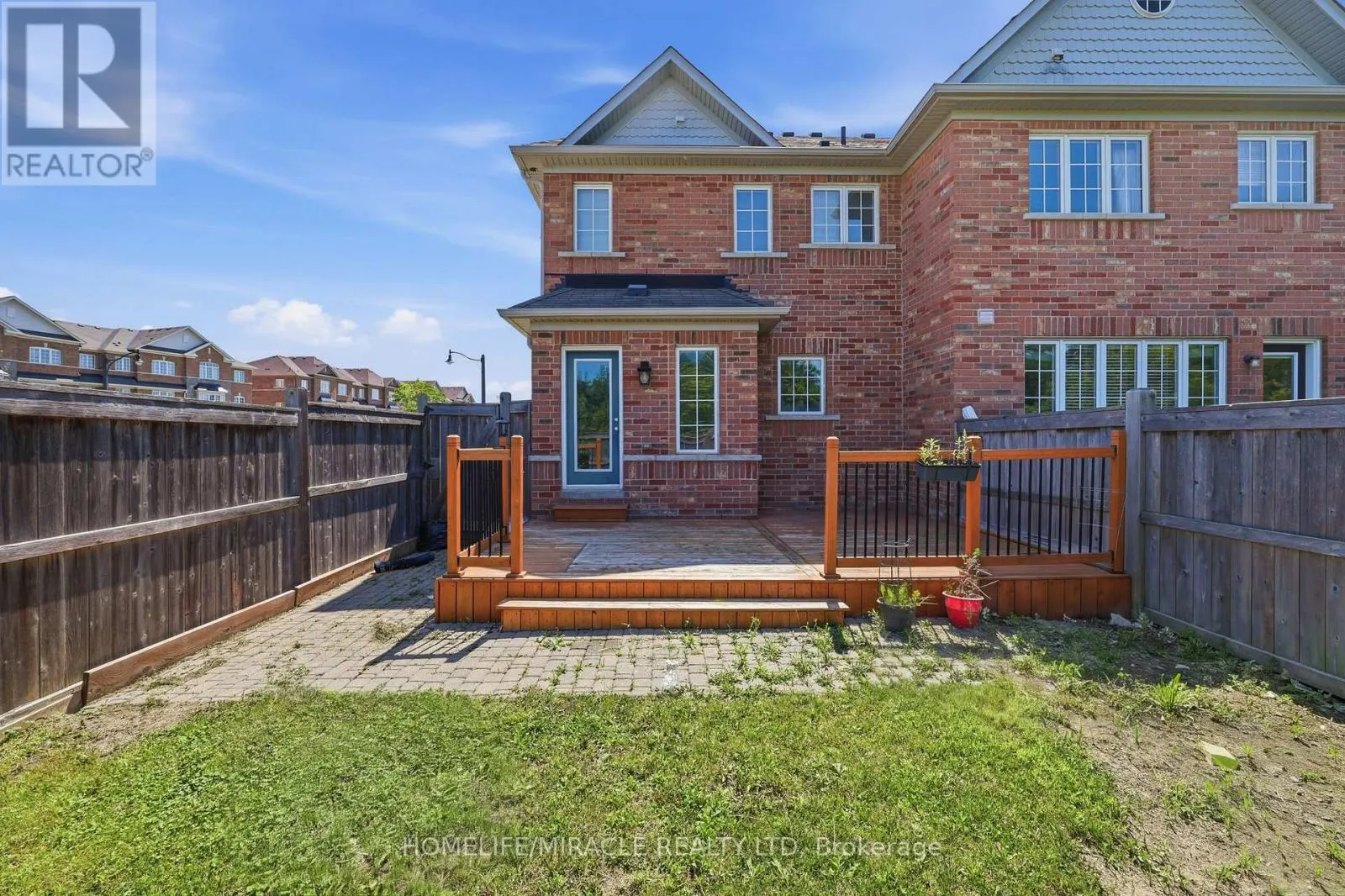 15 MCPHAIL PLACE