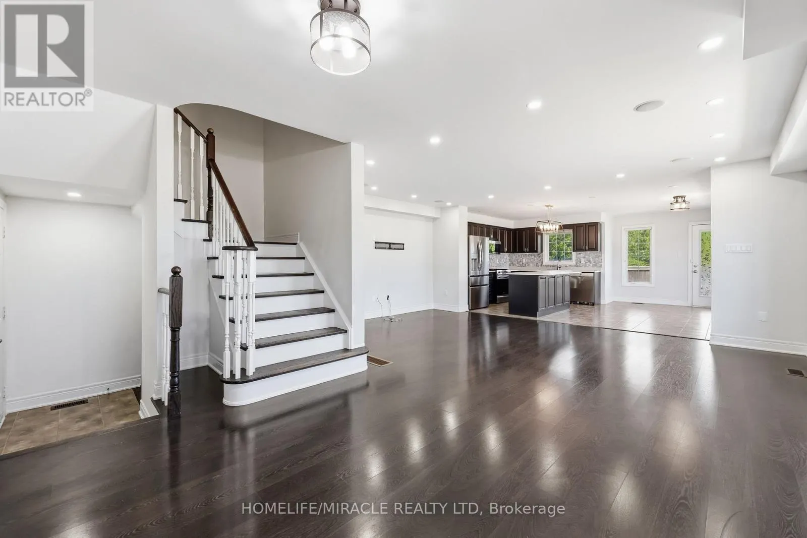 15 MCPHAIL PLACE