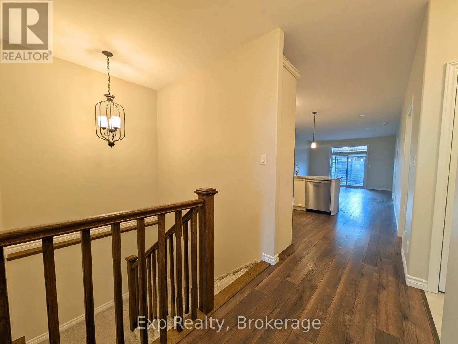 76 COVINGTON CRESCENT