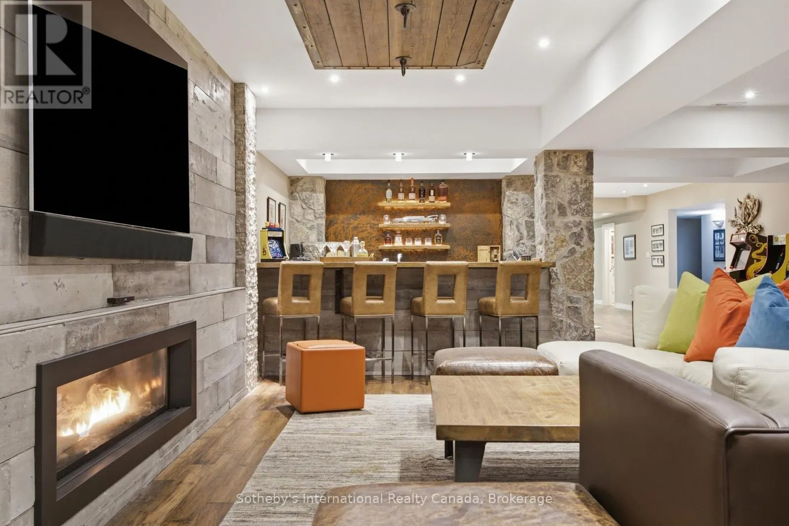 4529 SIDEROAD 10 N
