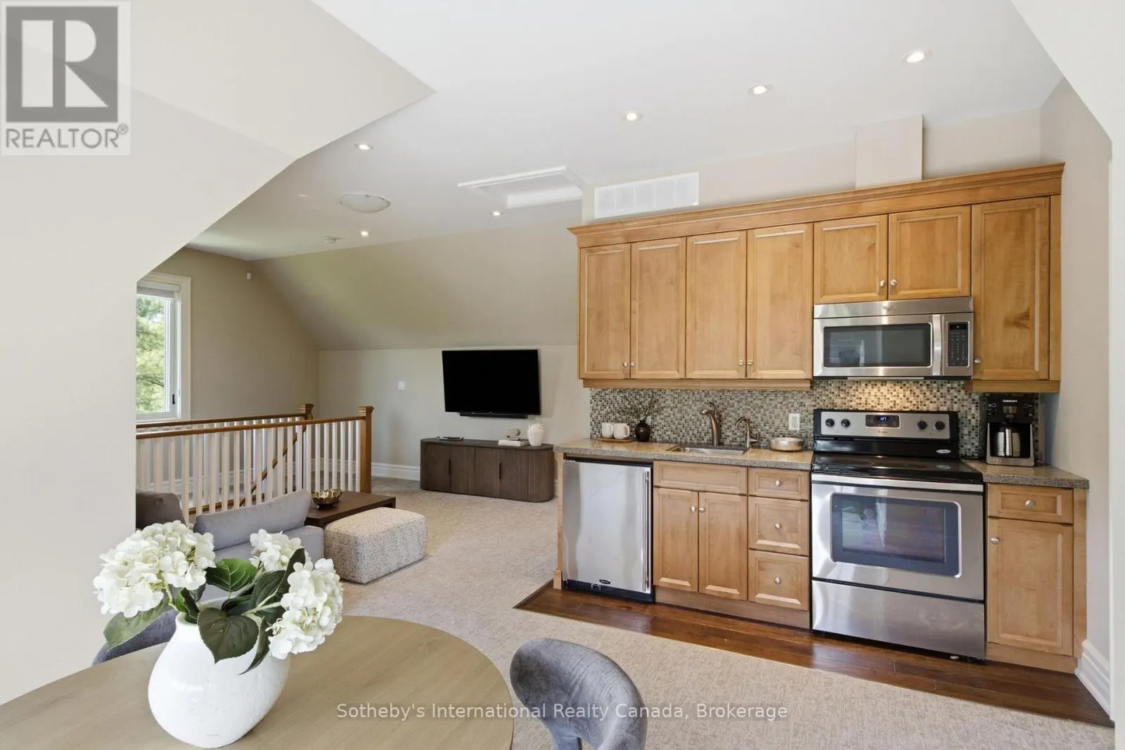 4529 SIDEROAD 10 N