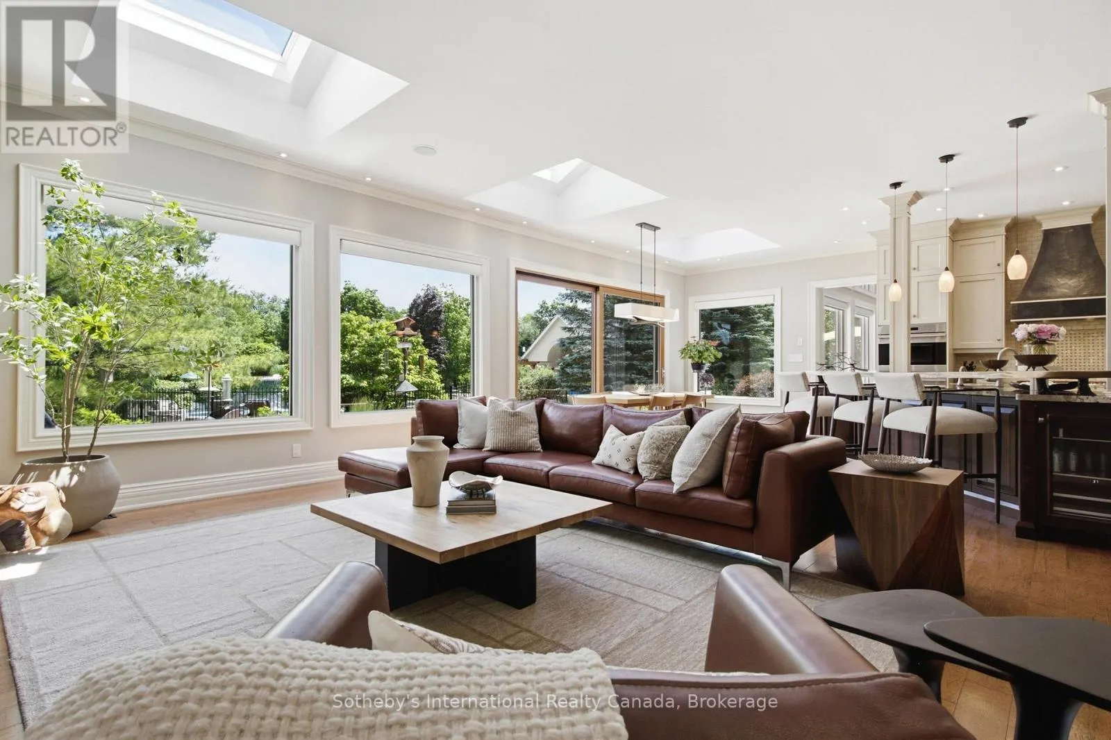 4529 SIDEROAD 10 N