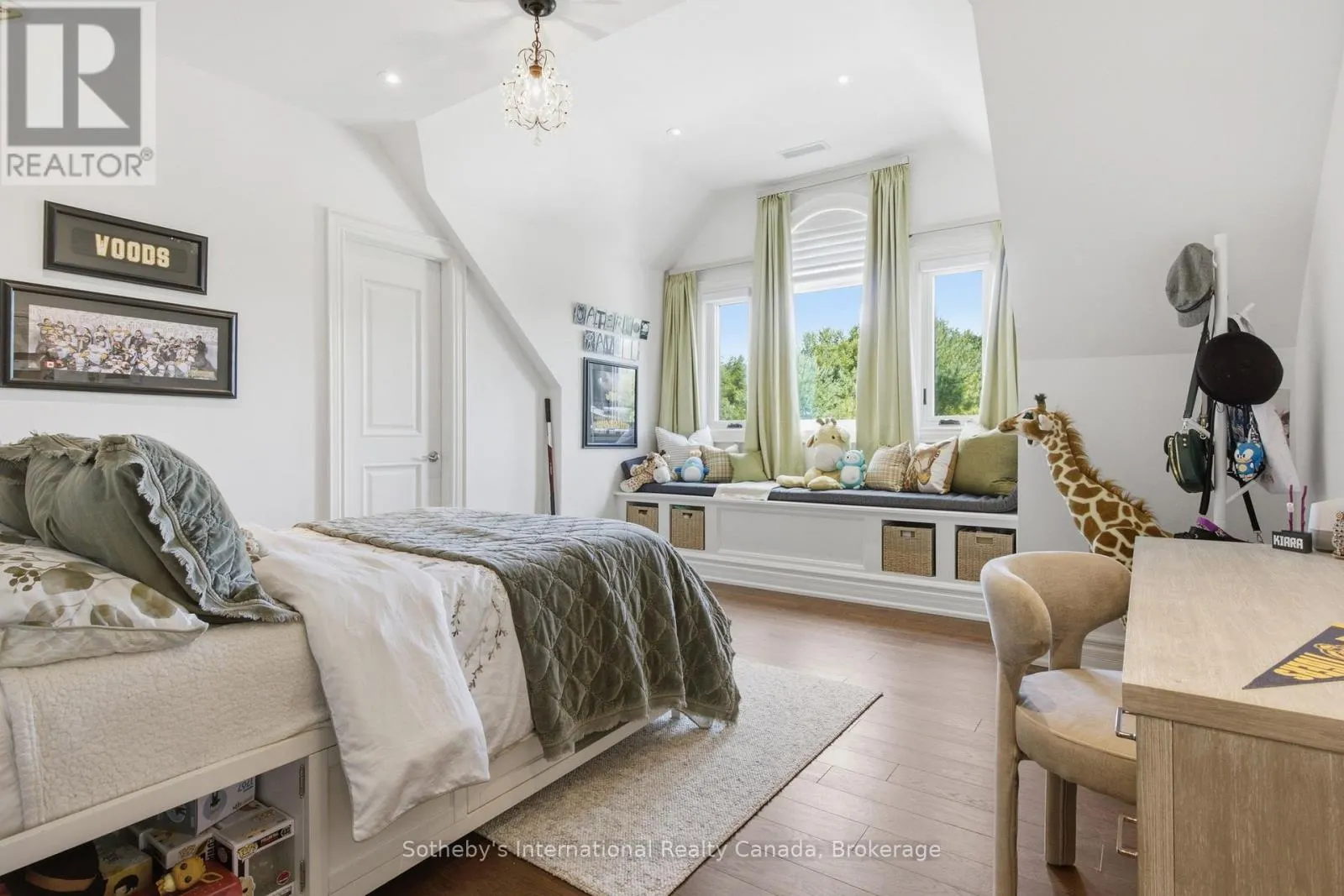 4529 SIDEROAD 10 N