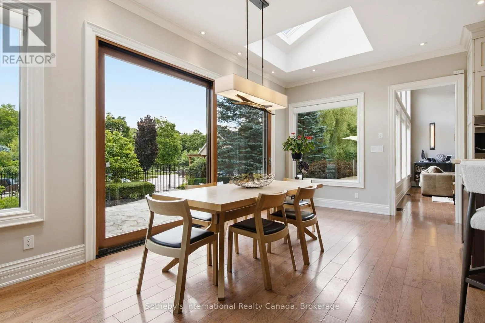 4529 SIDEROAD 10 N