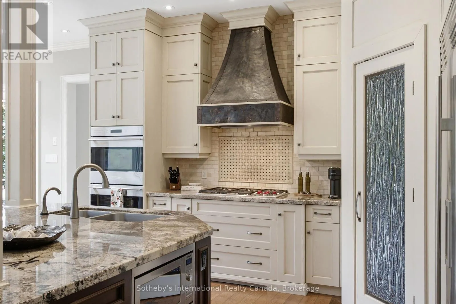 4529 SIDEROAD 10 N