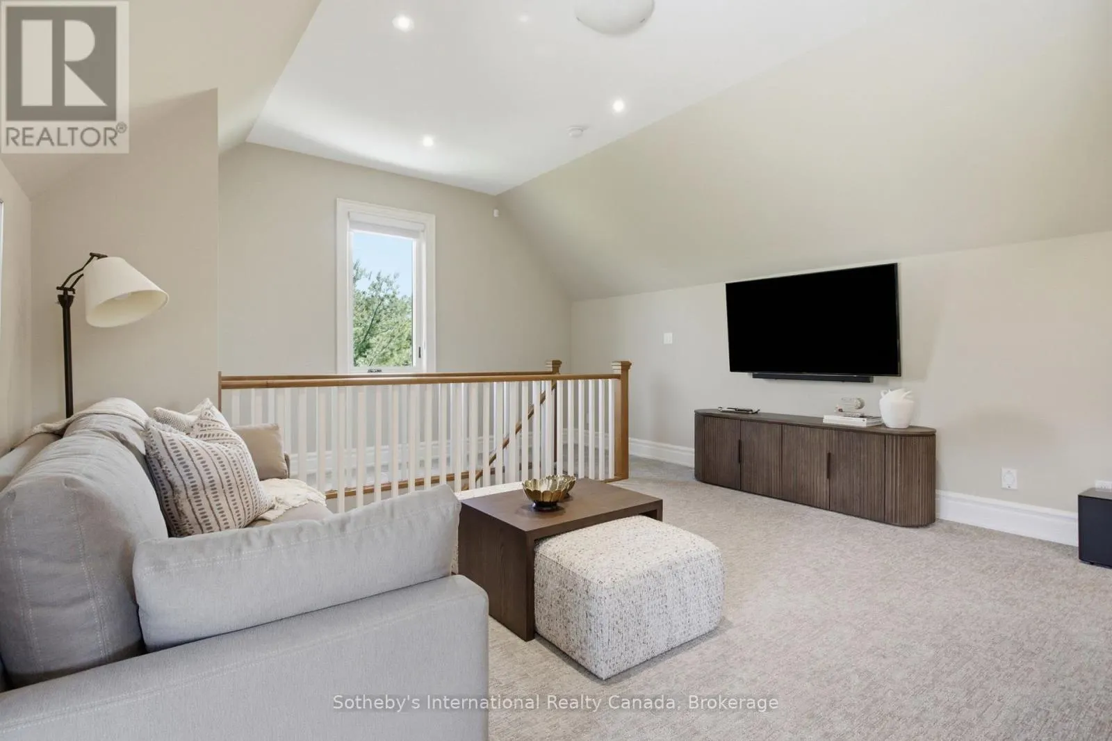 4529 SIDEROAD 10 N