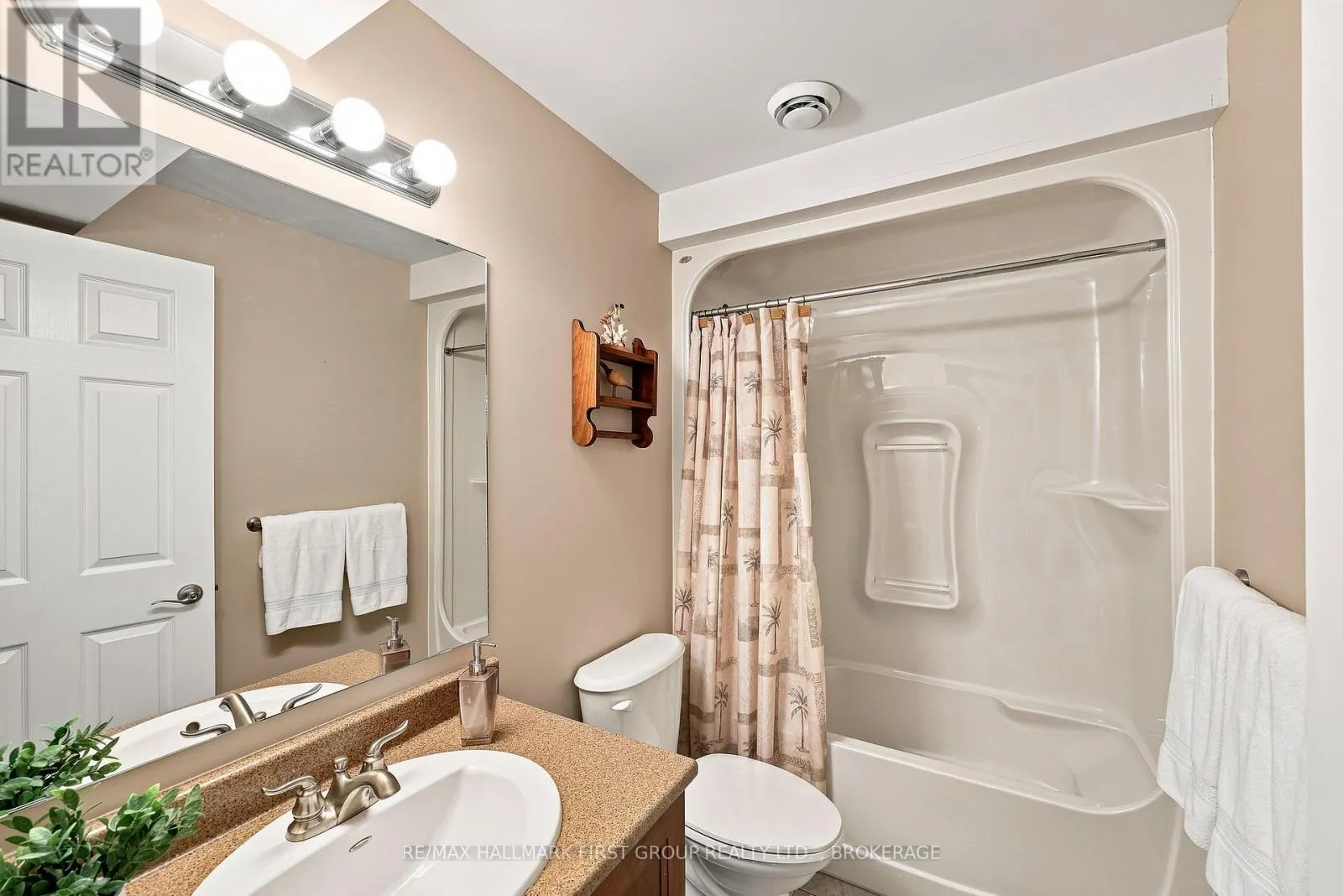 1248 LISBON PLACE