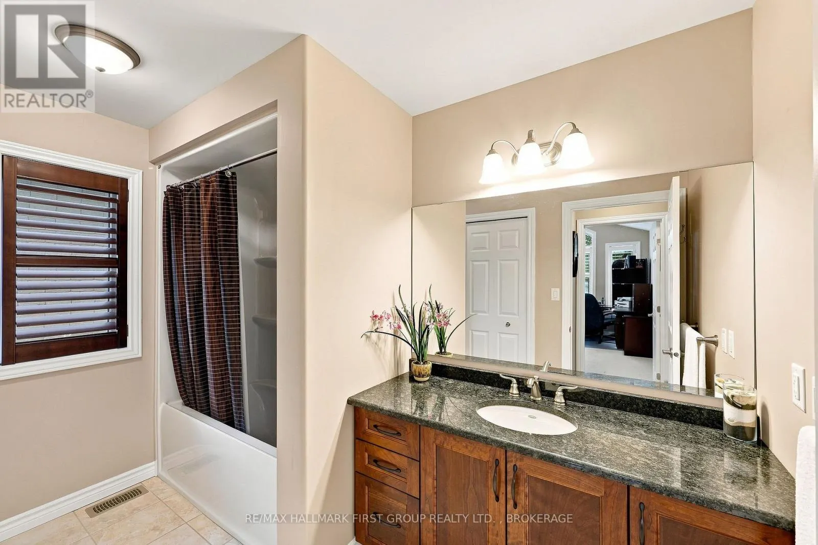1248 LISBON PLACE