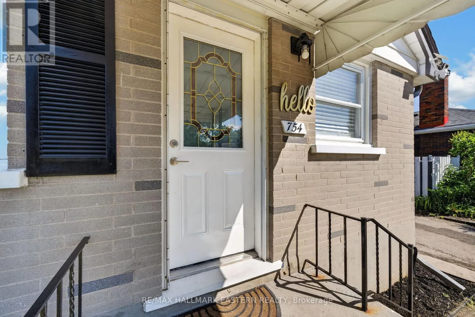 754 CRAWFORD PLACE