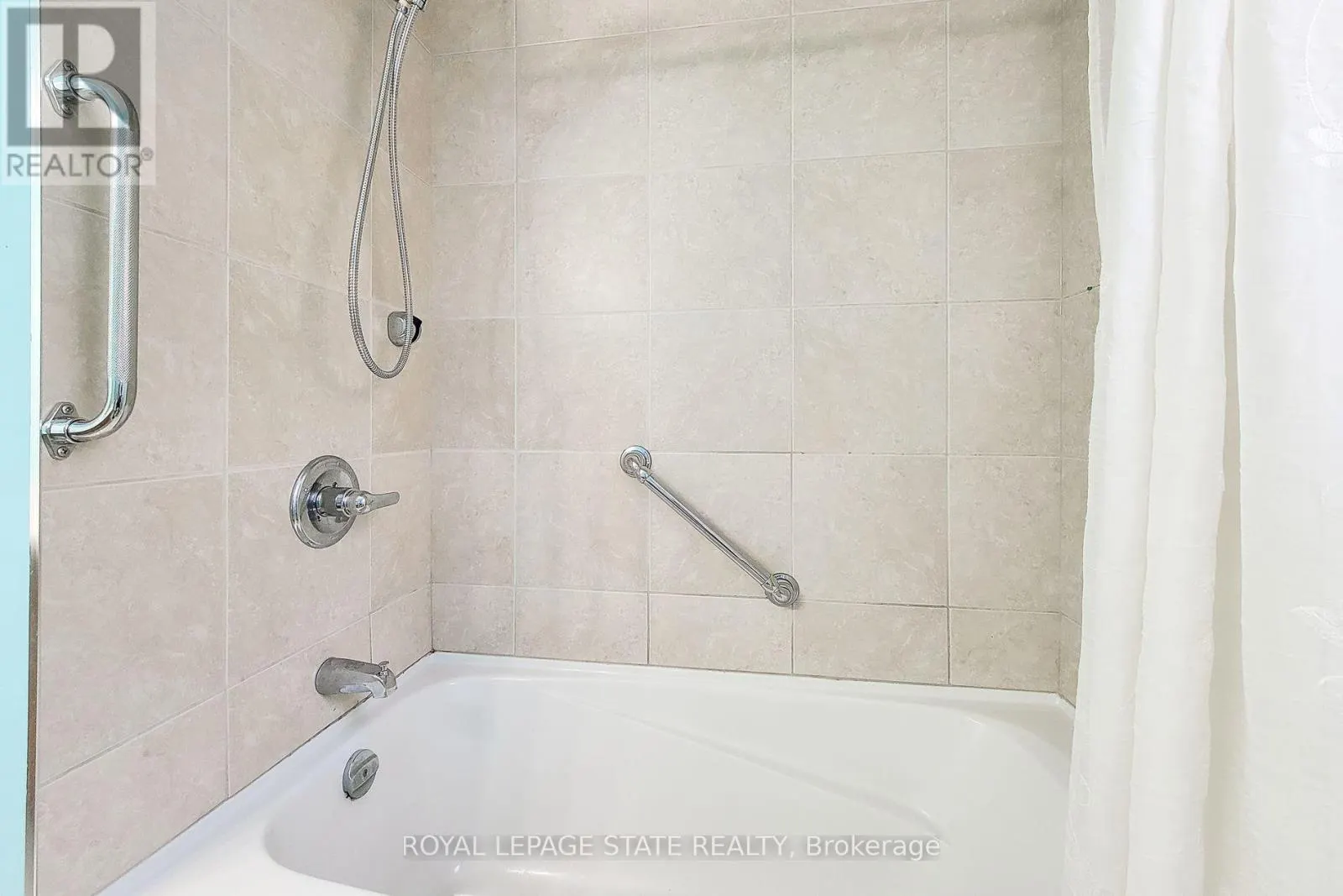 41 VINTNERS LANE