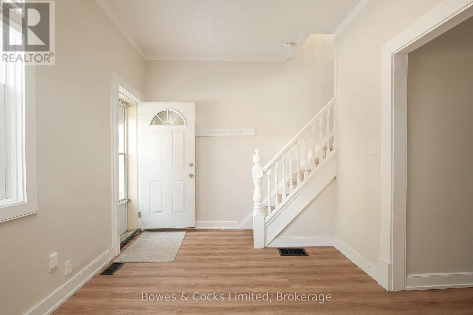 383-387 MARK STREET