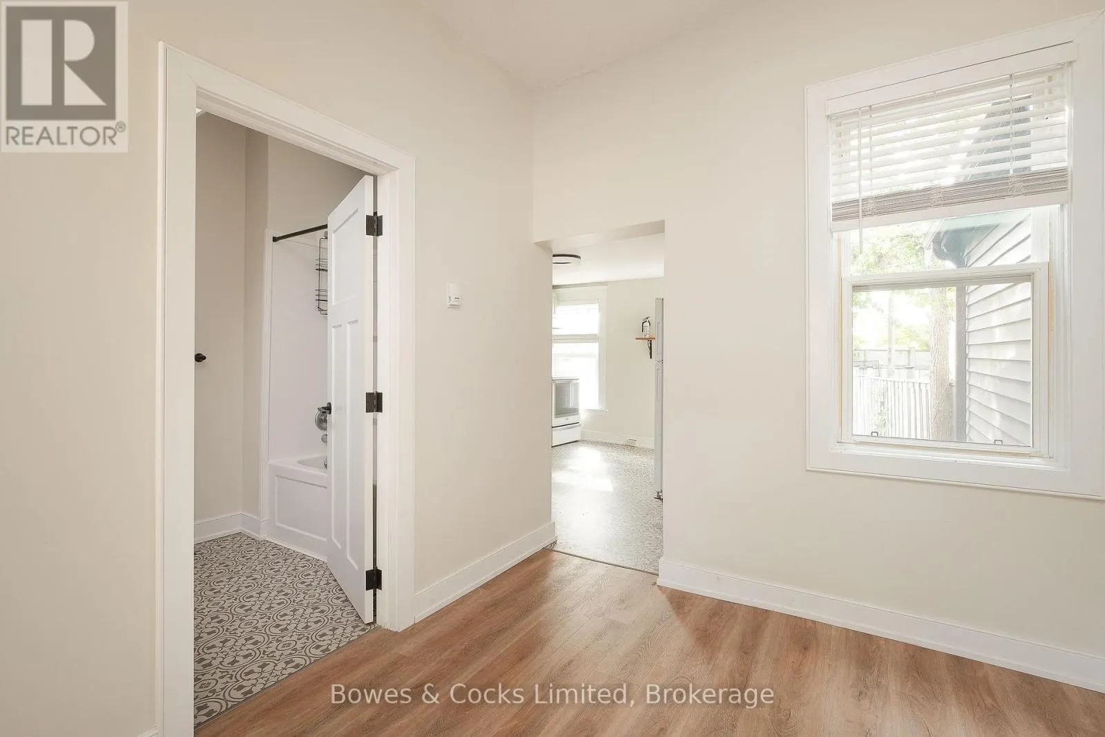 383-387 MARK STREET