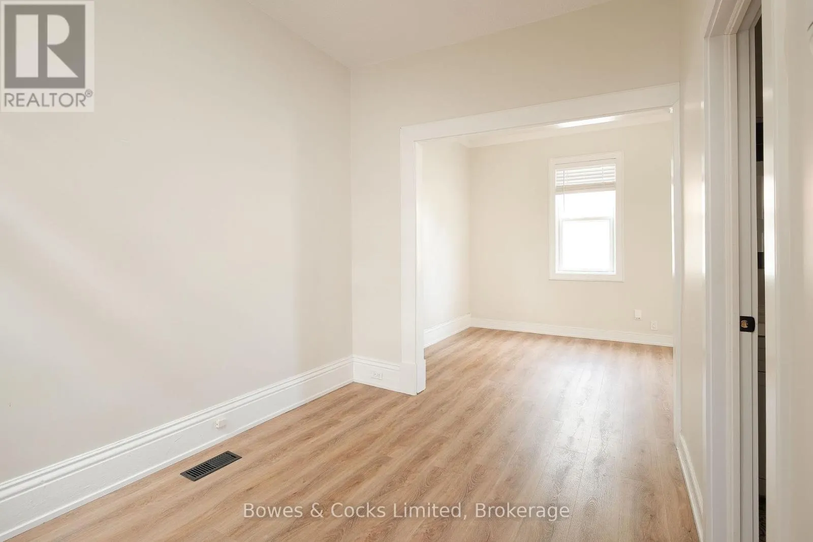 383-387 MARK STREET
