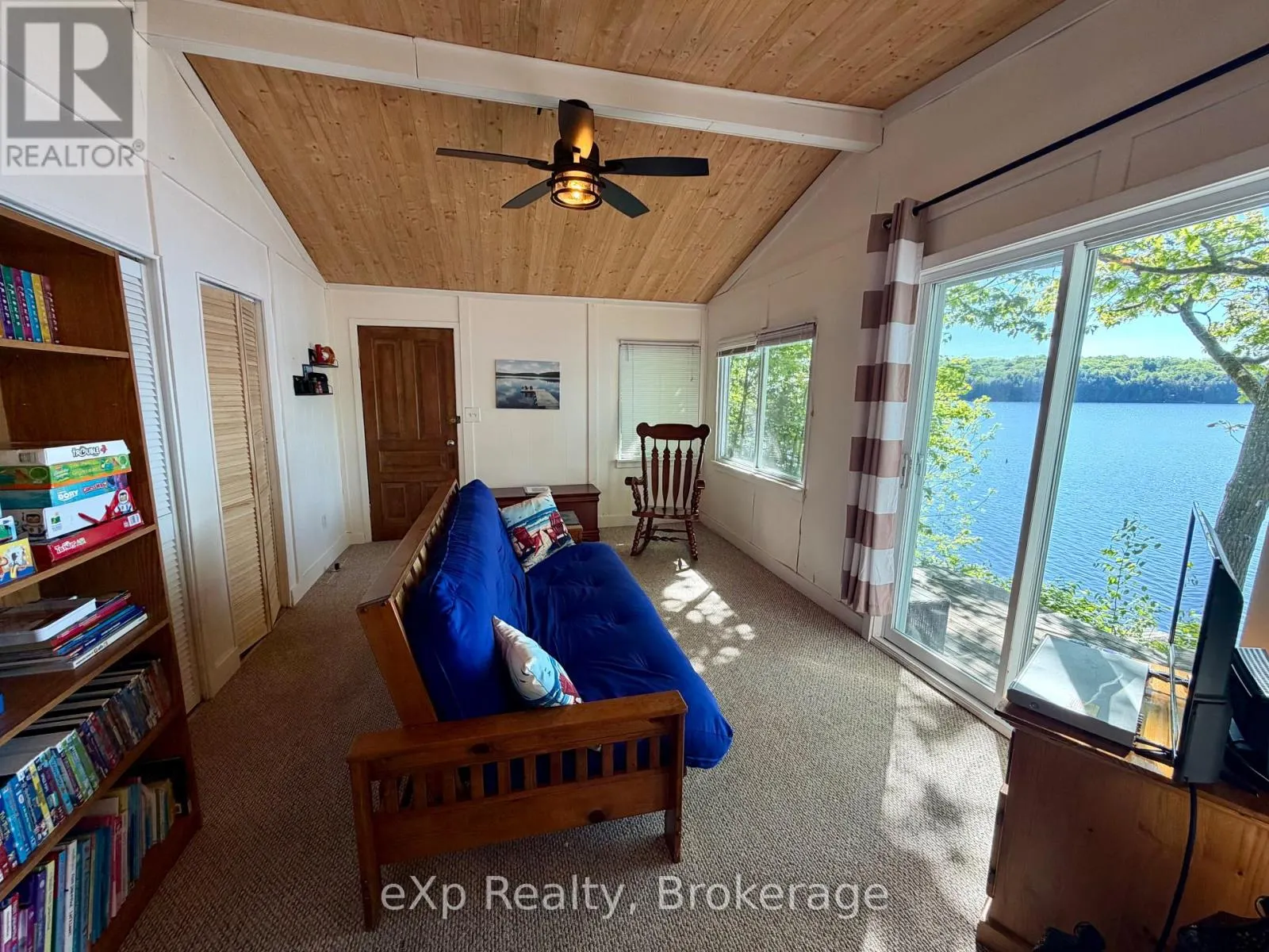 3 - 1082 COWAN PARK ROAD #3