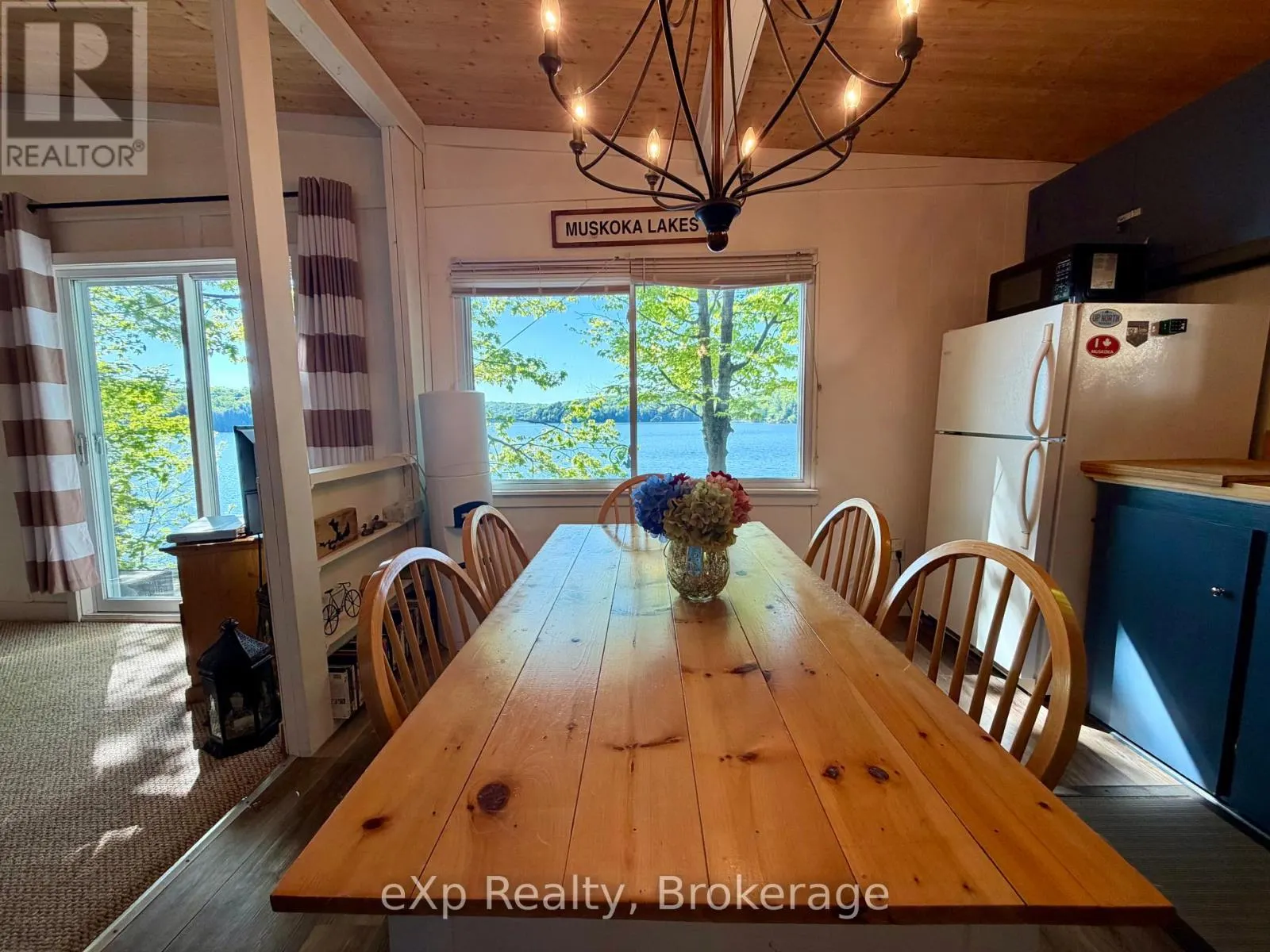 3 - 1082 COWAN PARK ROAD #3