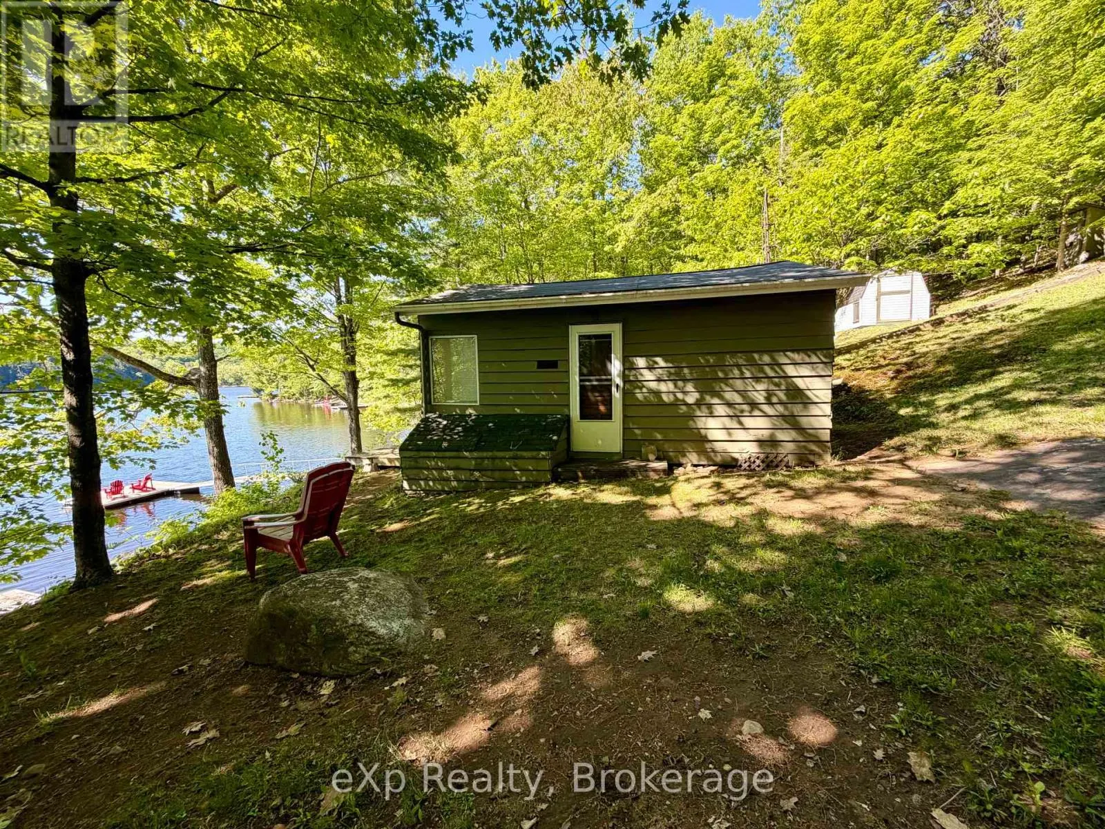 3 - 1082 COWAN PARK ROAD #3