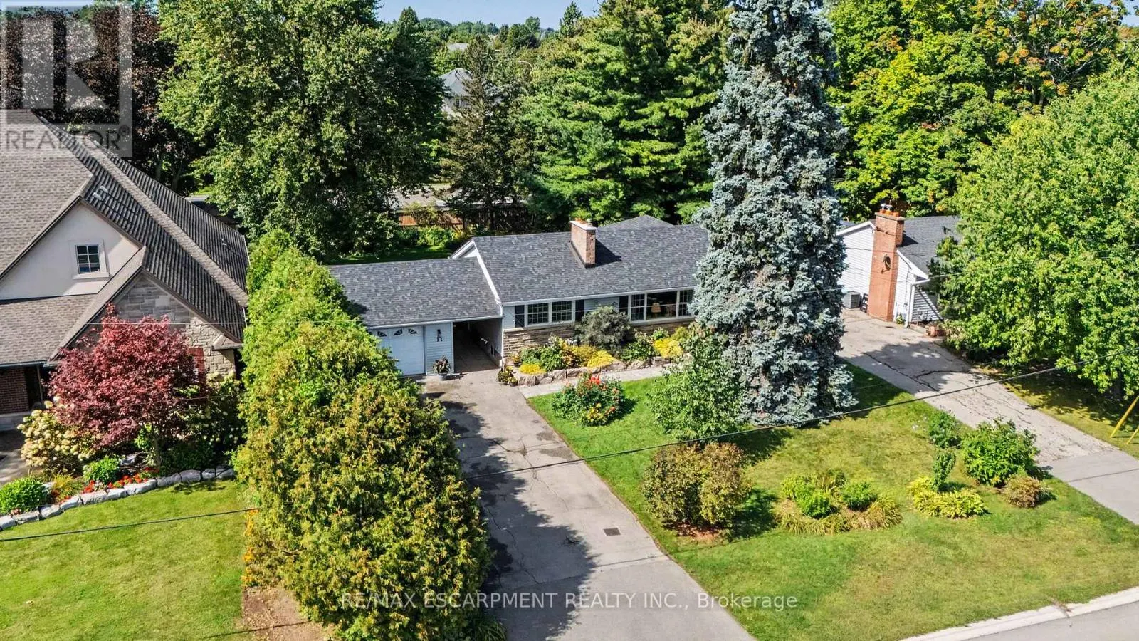 11 MILLER DRIVE