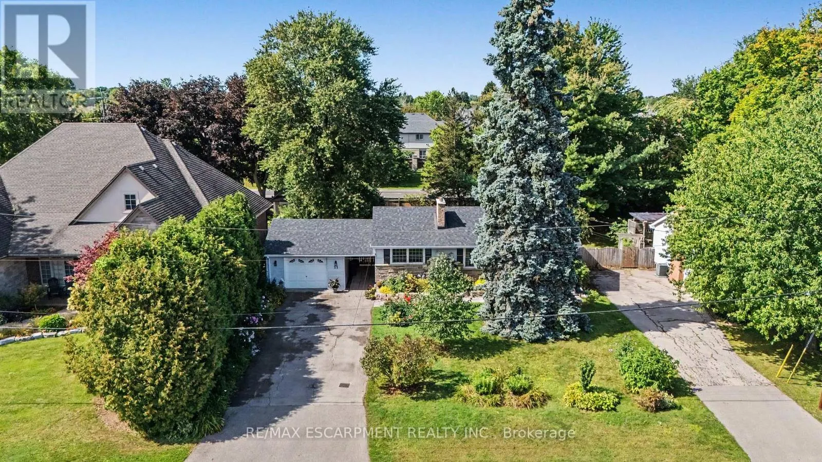11 MILLER DRIVE